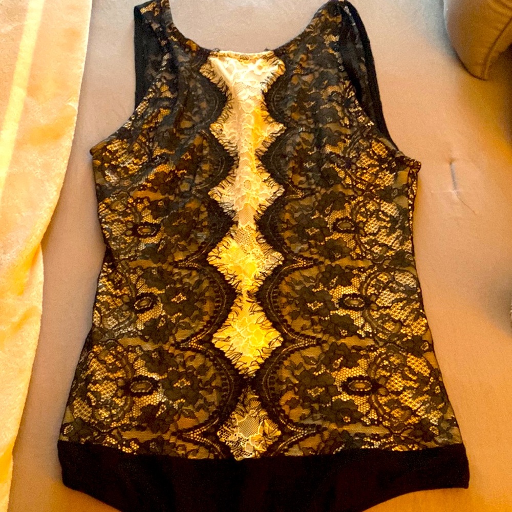 Cute bodysuit good condition